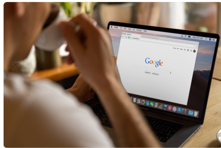 How to Build a WhatsApp Chatbot for Small Business